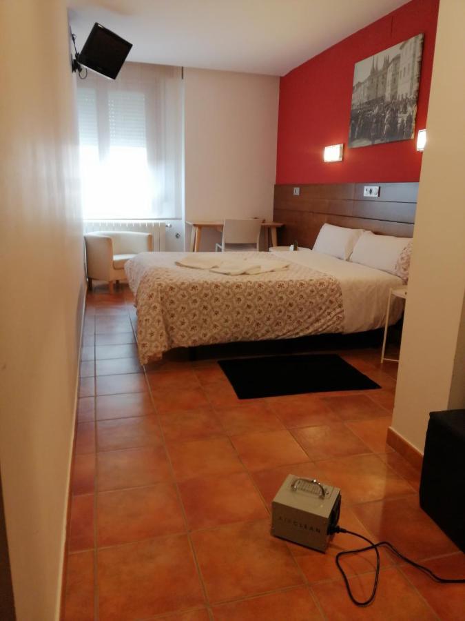 Burgo Hotel Cuentame מראה חיצוני תמונה