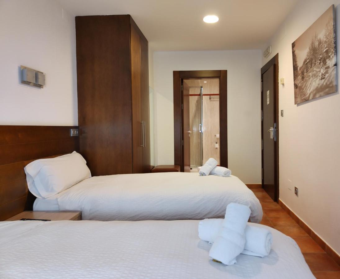 Burgo Hotel Cuentame מראה חיצוני תמונה