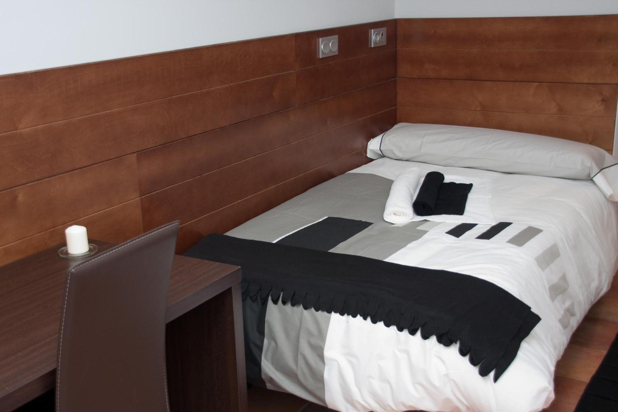 Burgo Hotel Cuentame מראה חיצוני תמונה